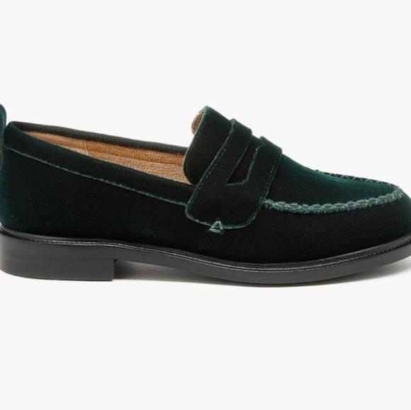 🔹️KELSI DAGGER🔹️ Velvet Lens Loafers in Dark Green - Picture 2 of 4